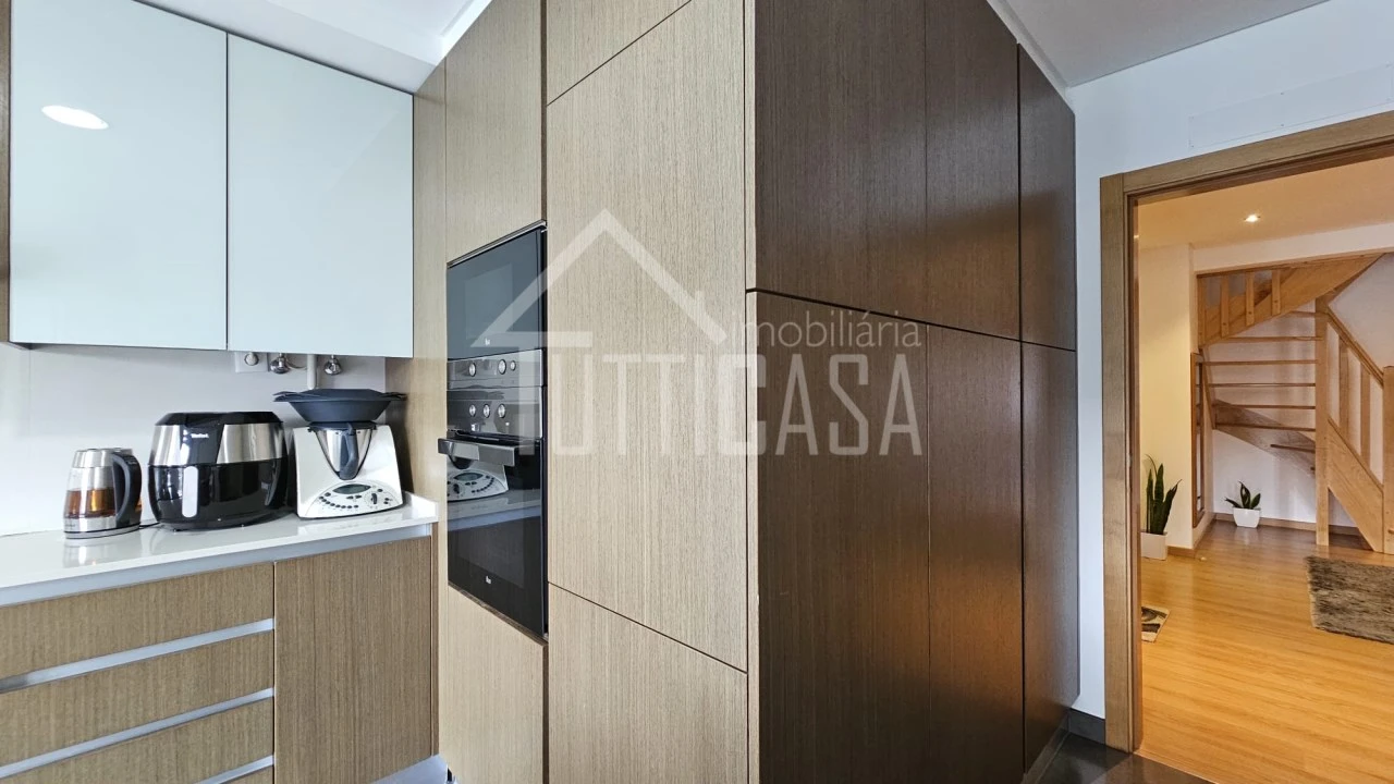 Apartamento T2 para Venda em Malveira e São Miguel de Alcainça Foto 6