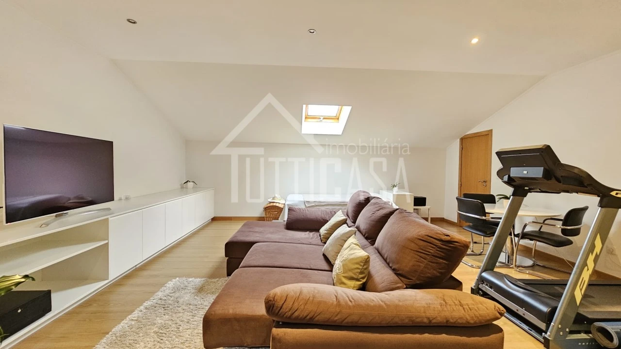 Apartamento T2 para Venda em Malveira e São Miguel de Alcainça Foto 39