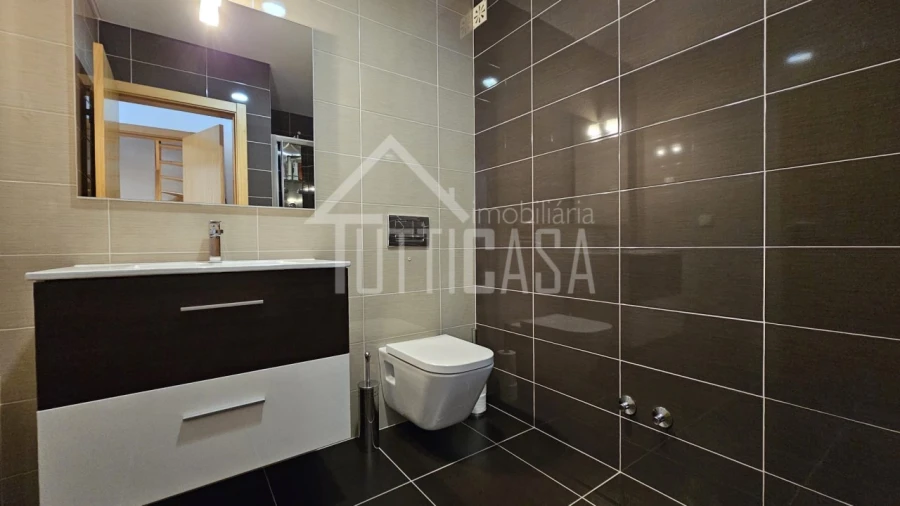 Apartamento T2 para Venda em Malveira e São Miguel de Alcainça Foto 34