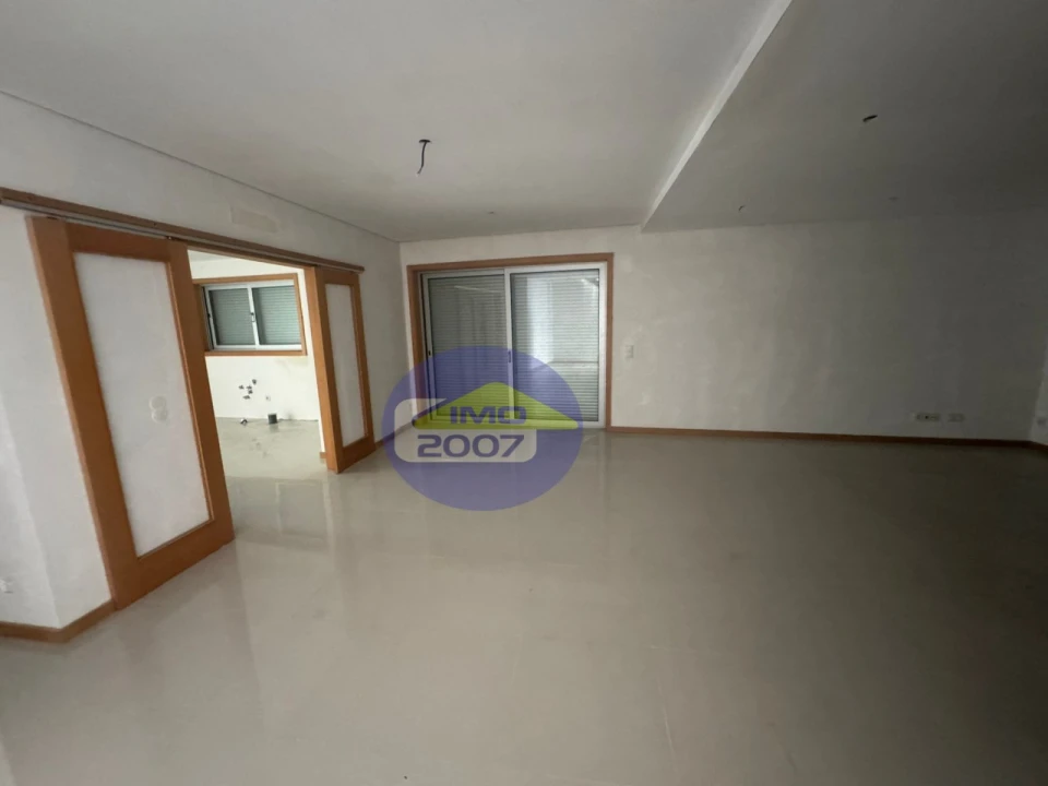 Quinta T3 para Venda em Mozelos Foto 6