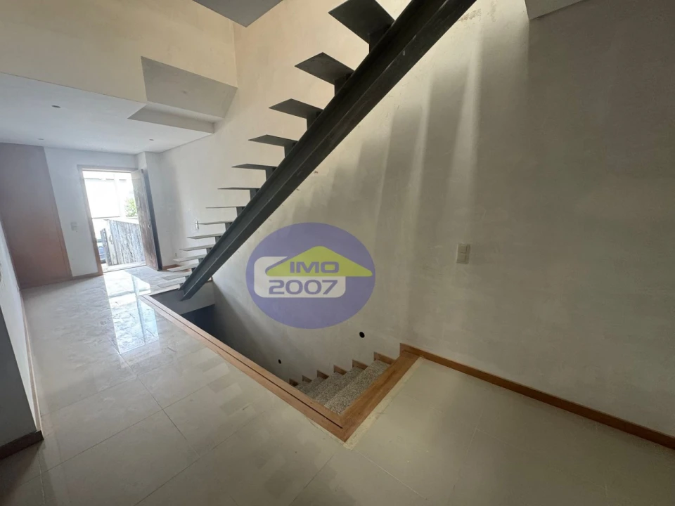 Quinta T3 para Venda em Mozelos Foto 27