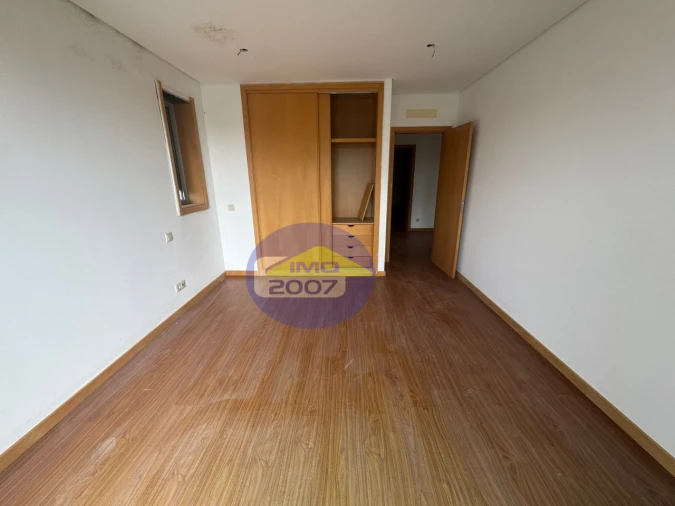 Quinta T3 para Venda em Mozelos Foto 15