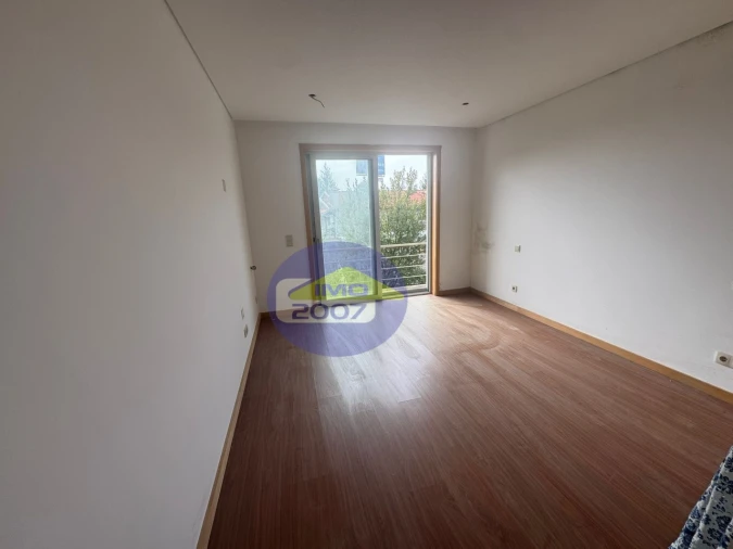 Quinta T3 para Venda em Mozelos Foto 16