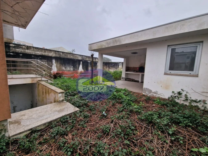 Quinta T3 para Venda em Mozelos Foto 43