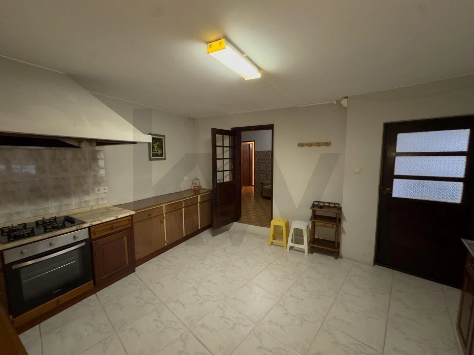 Moradia T3 para Venda em Travassô e Óis da Ribeira Foto 7