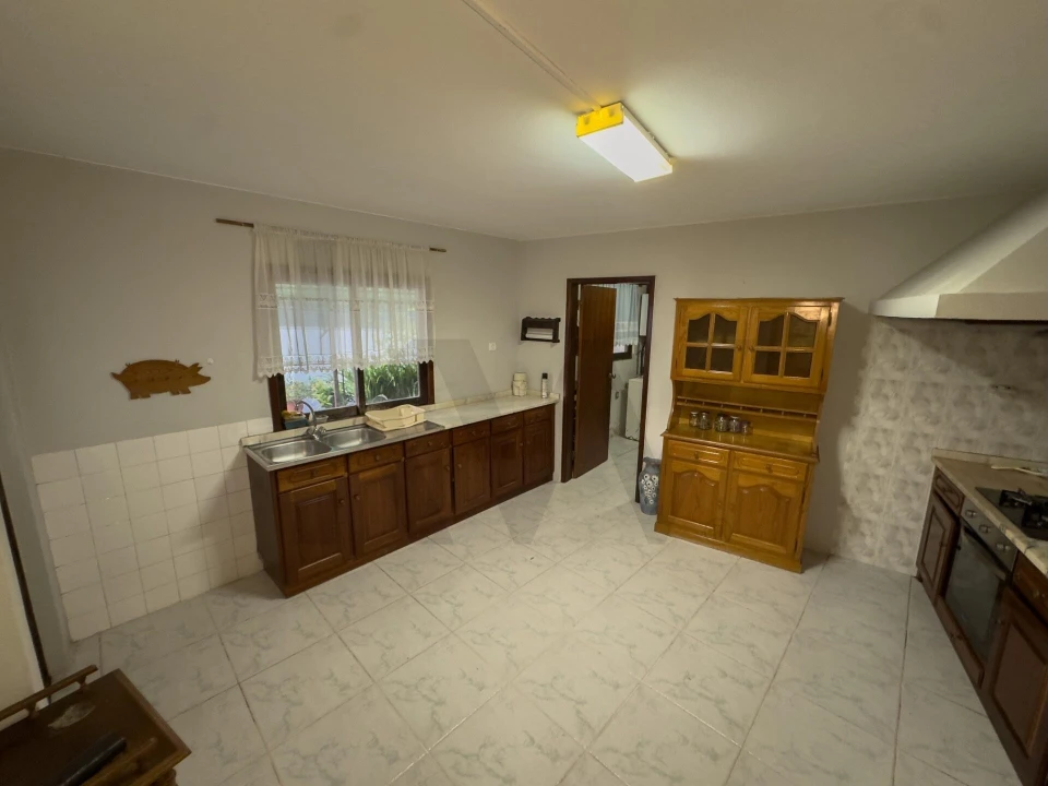 Moradia T3 para Venda em Travassô e Óis da Ribeira Foto 5