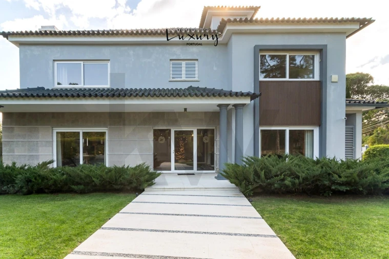 Moradia T5 para Venda em Cascais e Estoril Foto 3