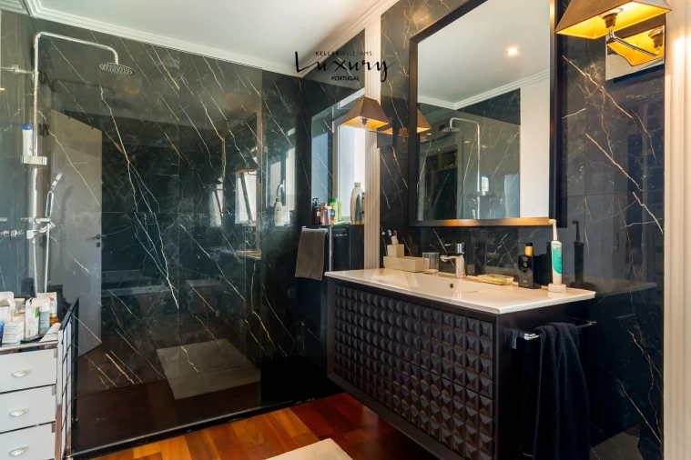 Moradia T5 para Venda em Cascais e Estoril Foto 32