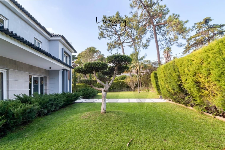 Moradia T5 para Venda em Cascais e Estoril Foto 4