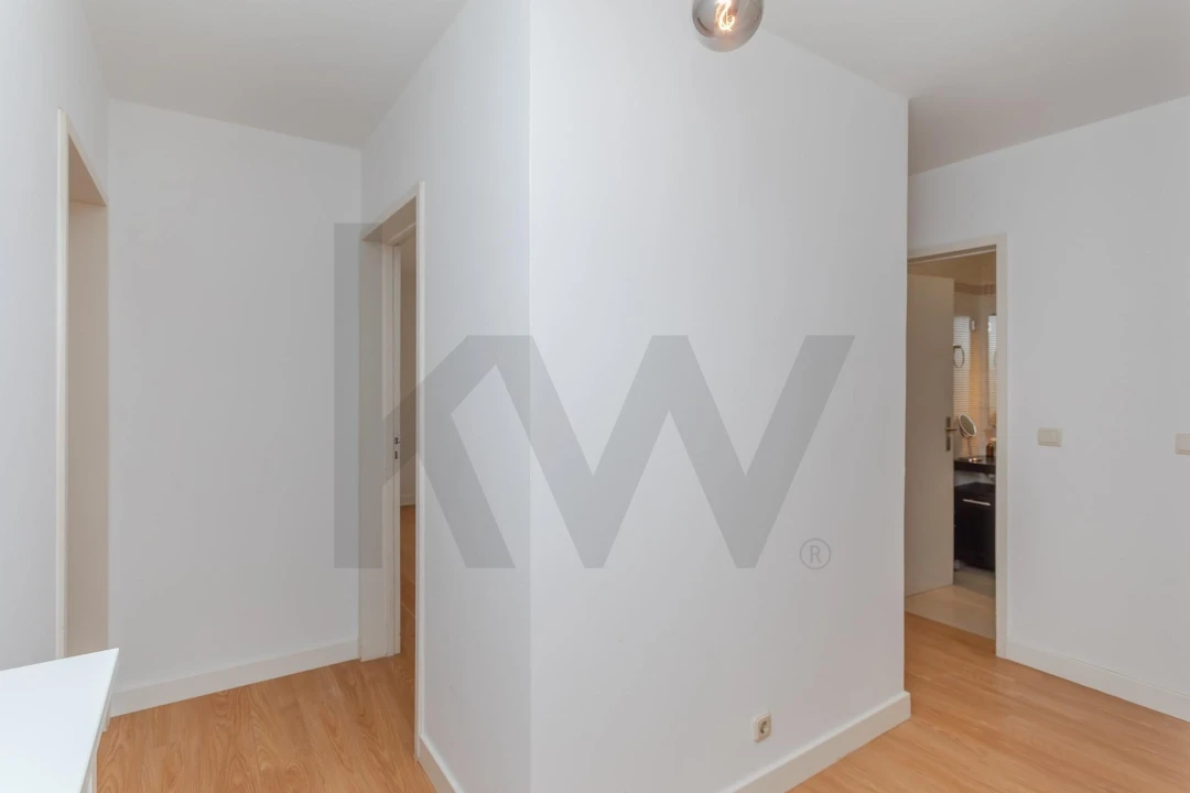 Apartamento T3 para Arrendamento em Oeiras e São Julião da Barra, Paço de Arcos e Caxias Foto 15