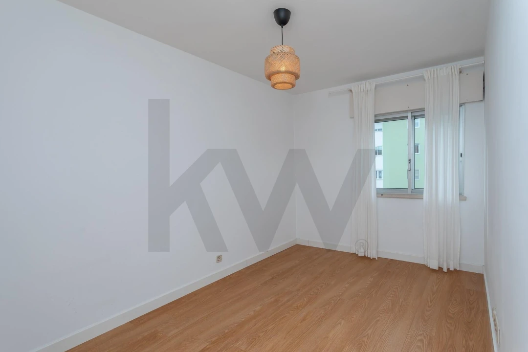 Apartamento T3 para Arrendamento em Oeiras e São Julião da Barra, Paço de Arcos e Caxias Foto 23