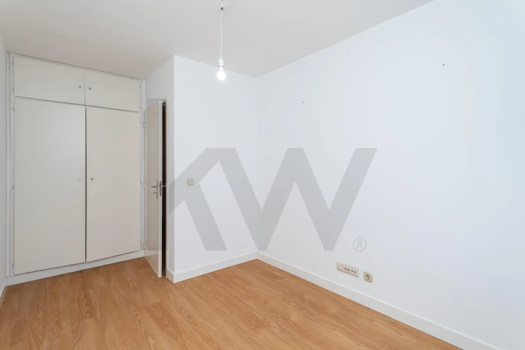 Apartamento T3 para Arrendamento em Oeiras e São Julião da Barra, Paço de Arcos e Caxias Foto 26