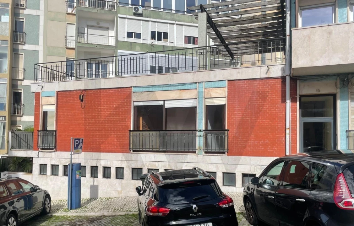 Apartamento T2 para Arrendamento em Estrela Foto 24