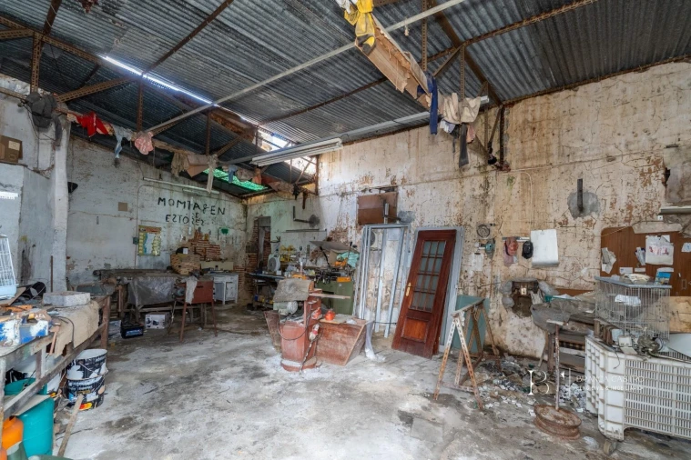 Armazém para Venda em Vila Real de Santo Antonio Foto 13