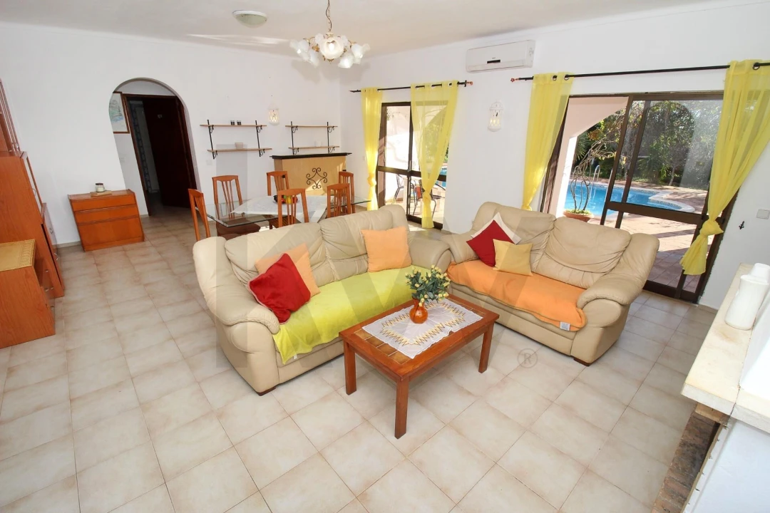 Moradia T4 para Venda em Alcantarilha e Pêra Foto 8