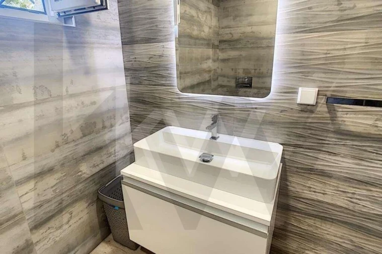 Moradia T4 para Venda em Gaeiras Foto 24