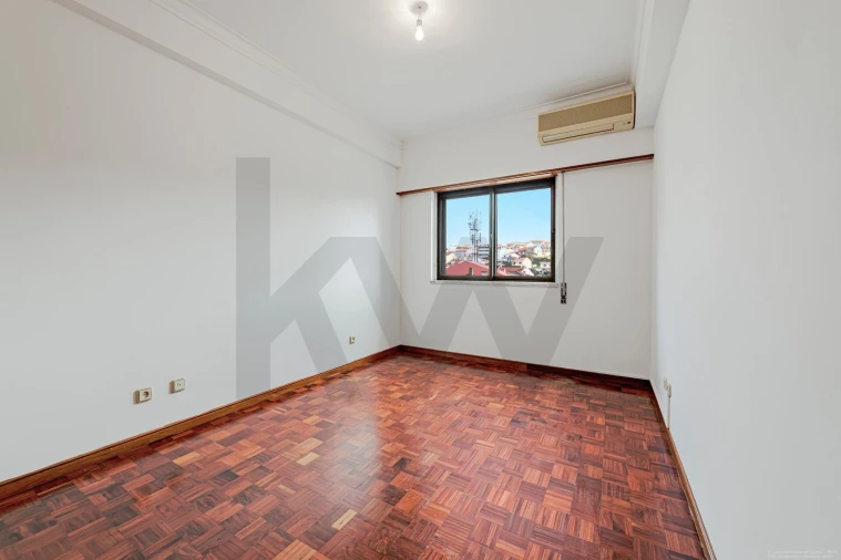 Apartamento T3 para Venda em Casal de Cambra Foto 10