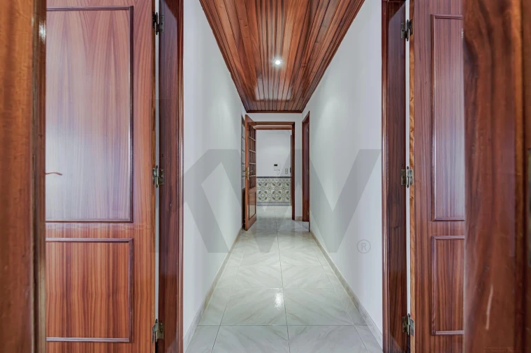 Apartamento T3 para Venda em Casal de Cambra Foto 12