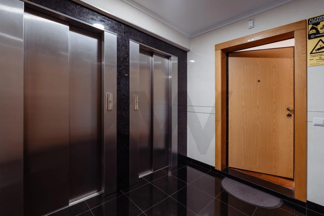 Apartamento T3 para Venda em Espinho Foto 5