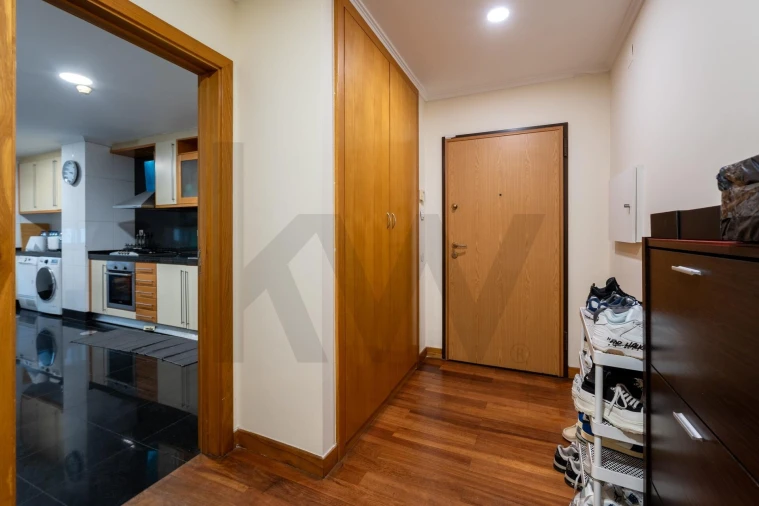 Apartamento T3 para Venda em Espinho Foto 6