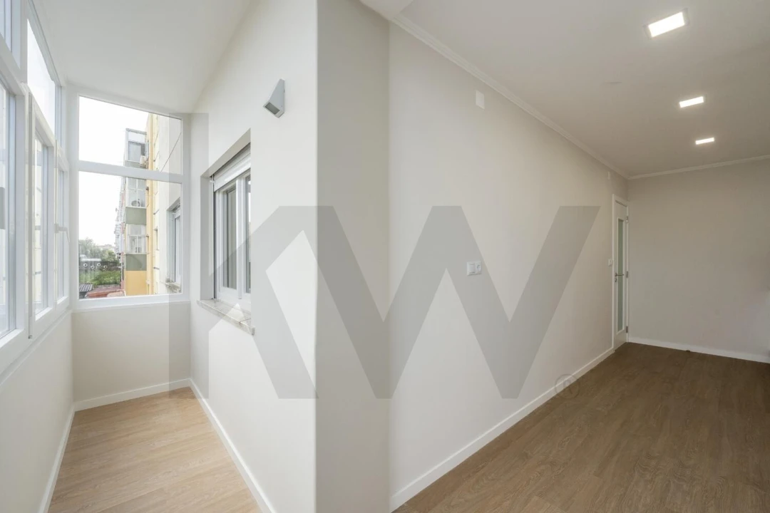 Apartamento T3 para Venda em Seixal, Arrentela e Aldeia de Paio Pires Foto 22