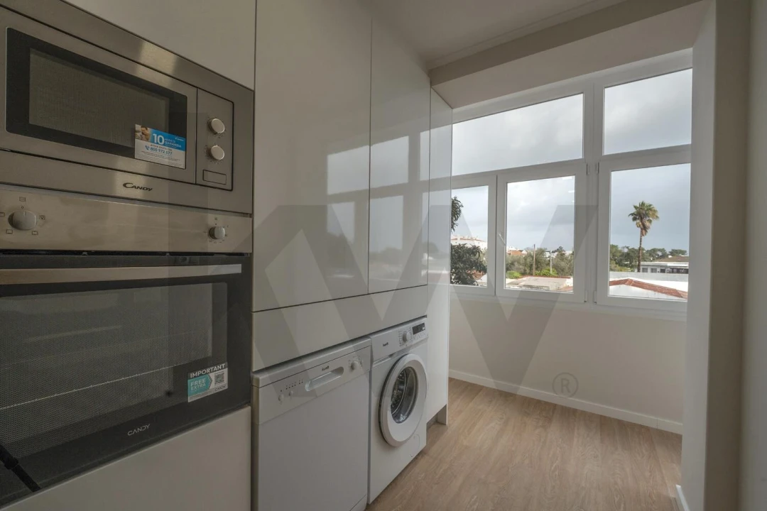 Apartamento T3 para Venda em Seixal, Arrentela e Aldeia de Paio Pires Foto 2