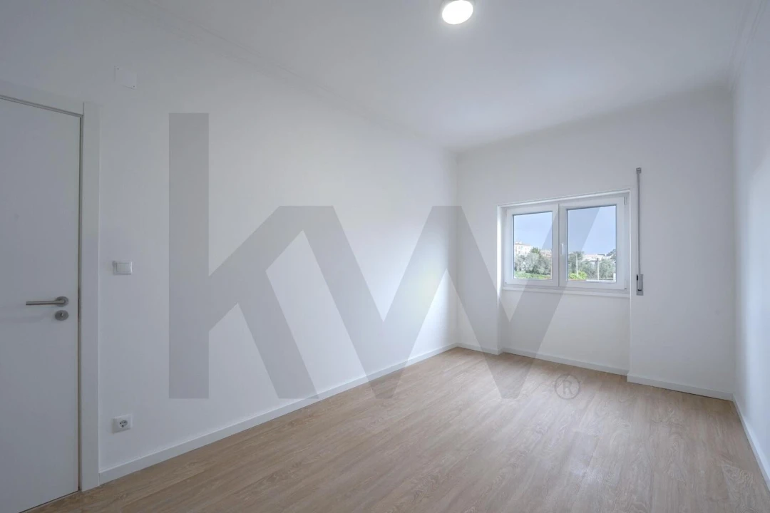 Apartamento T3 para Venda em Seixal, Arrentela e Aldeia de Paio Pires Foto 11