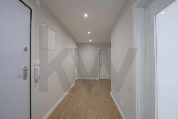 Apartamento T3 para Venda em Seixal, Arrentela e Aldeia de Paio Pires Foto 19