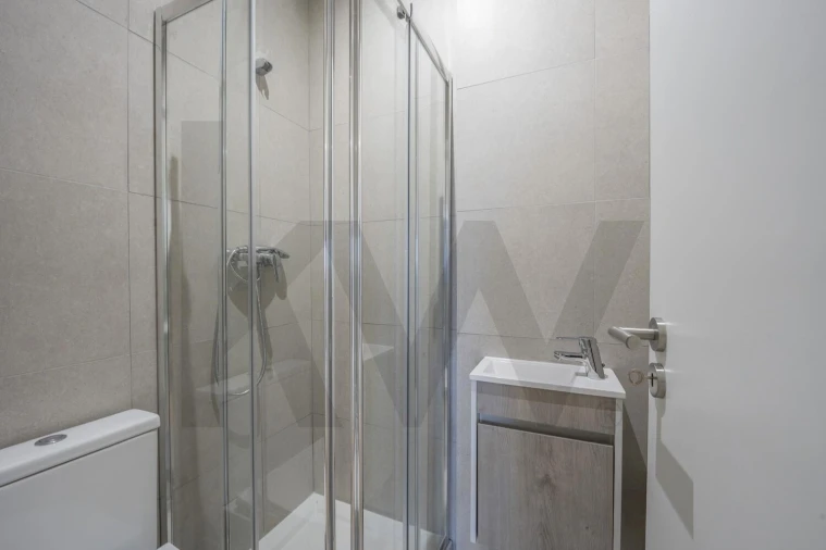 Apartamento T3 para Venda em Seixal, Arrentela e Aldeia de Paio Pires Foto 15