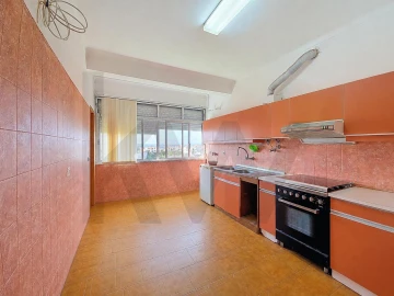 Apartamento T3 para Venda em Romeira e Várzea