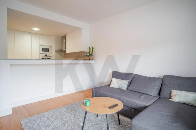 Apartamento T1 para Venda em Seixal, Arrentela e Aldeia de Paio Pires Foto 8