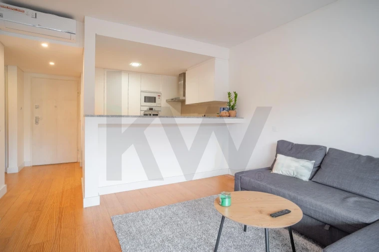 Apartamento T1 para Venda em Seixal, Arrentela e Aldeia de Paio Pires Foto 4