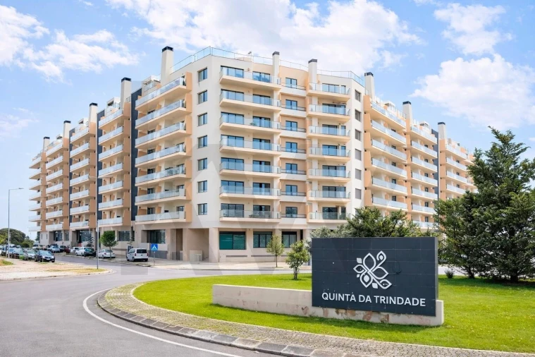 Apartamento T1 para Venda em Seixal, Arrentela e Aldeia de Paio Pires Foto 17