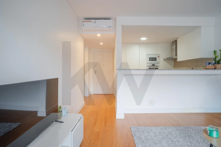 Apartamento T1 para Venda em Seixal, Arrentela e Aldeia de Paio Pires Foto 3