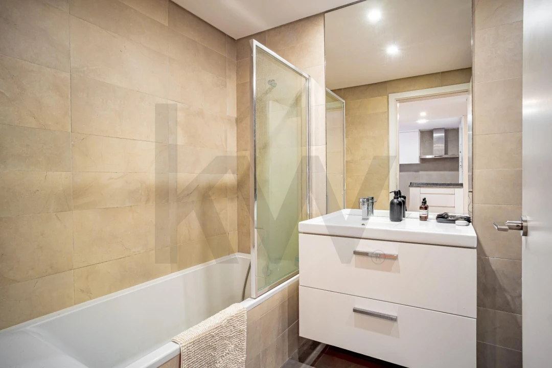 Apartamento T1 para Venda em Seixal, Arrentela e Aldeia de Paio Pires Foto 13