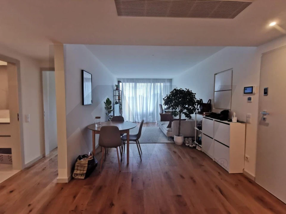 Apartamento T1 para Arrendamento em Oliveira do Douro Foto 5