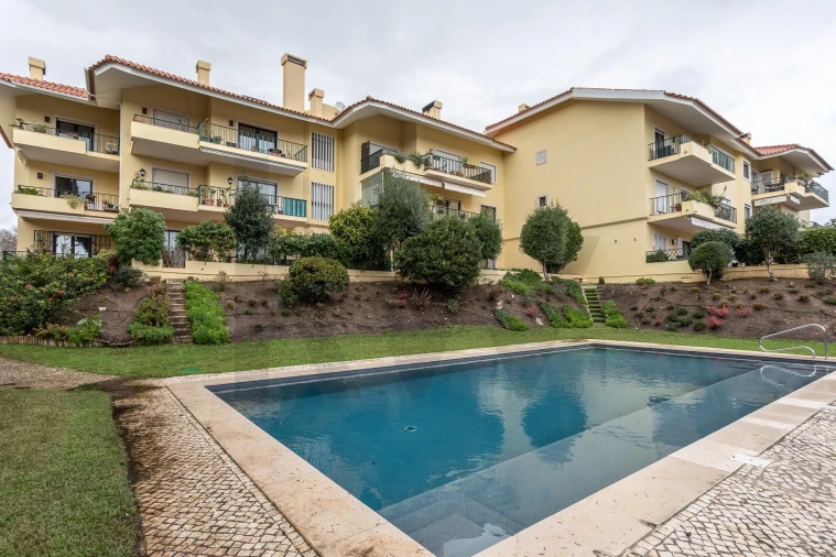 Apartamento T3 para Venda em Cascais e Estoril Foto 2