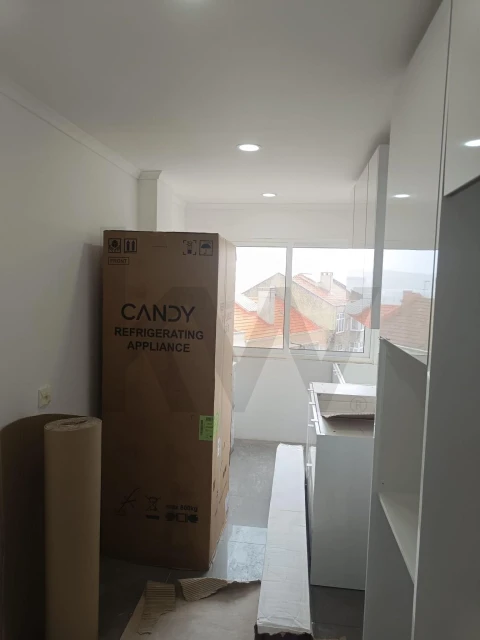 Apartamento T3 para Venda em Falagueira-Venda Nova