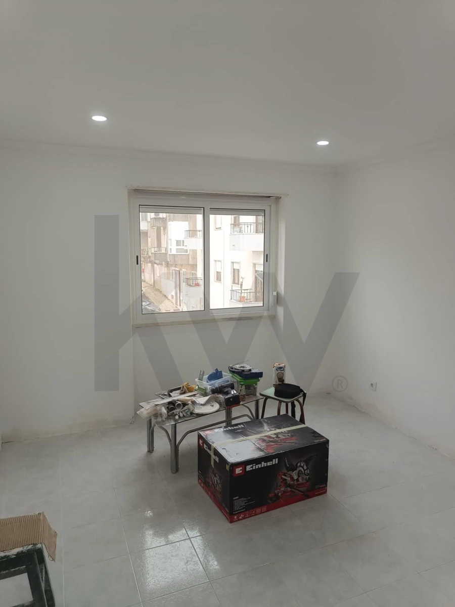 Apartamento T3 para Venda em Falagueira-Venda Nova Foto 6