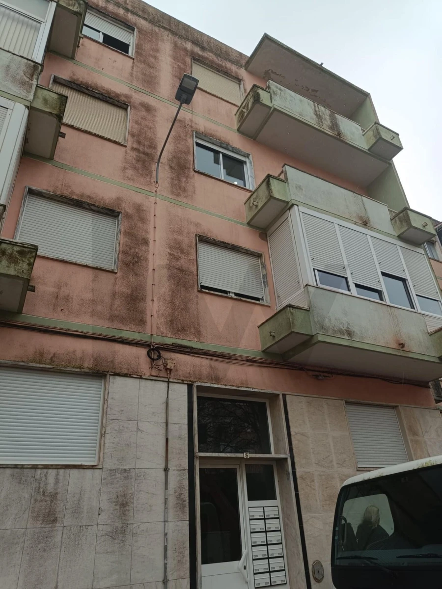 Apartamento T3 para Venda em Falagueira-Venda Nova Foto 9