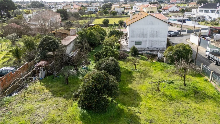 Moradia T5 para Venda em Moita Foto 16