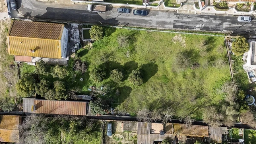 Moradia T5 para Venda em Moita Foto 24