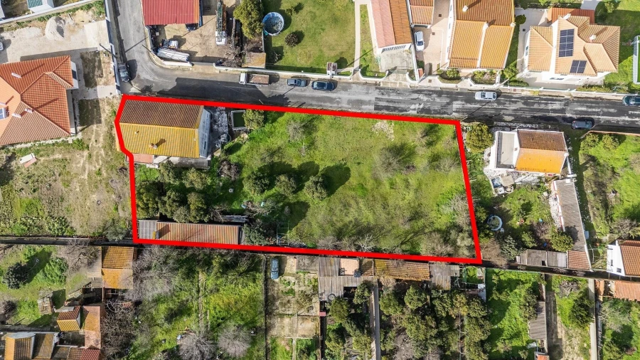 Moradia T5 para Venda em Moita Foto 16