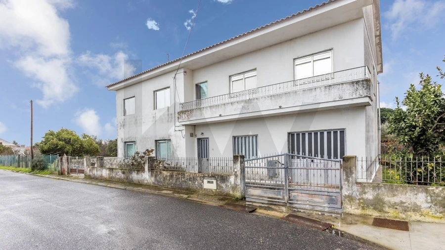 Moradia T5 para Venda em Moita