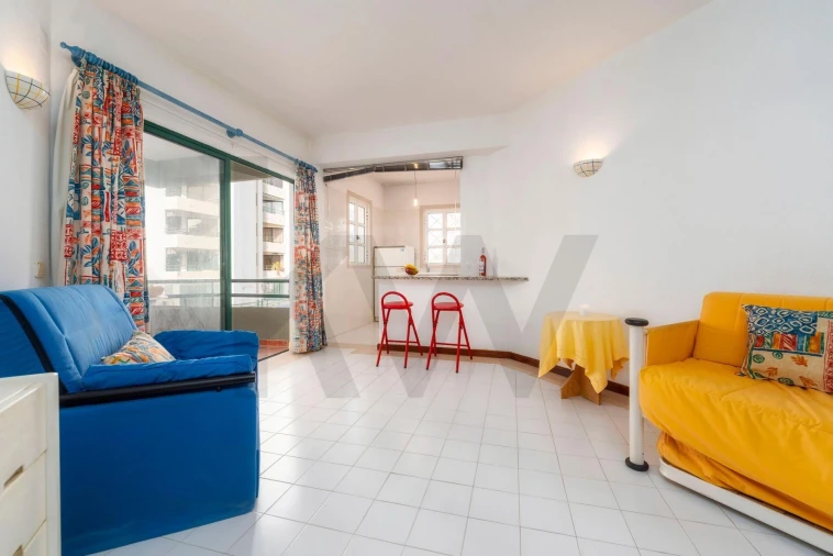 Apartamento T1 para Venda em Quarteira Foto 4