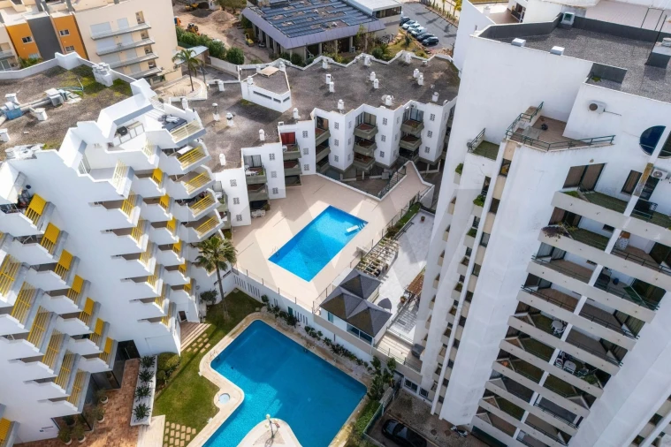 Apartamento T1 para Venda em Quarteira Foto 33