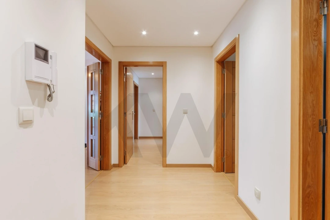 Apartamento T3 para Venda em São Domingos de Benfica Foto 16
