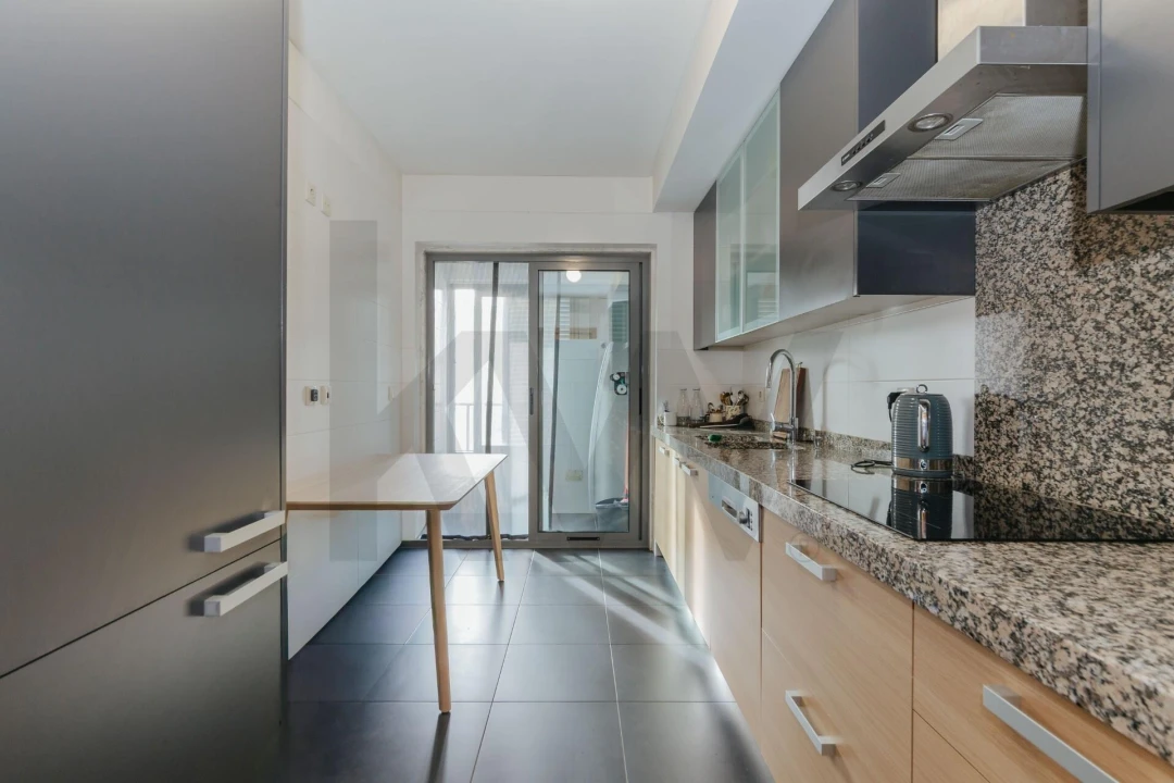 Apartamento T3 para Venda em São Domingos de Benfica Foto 11