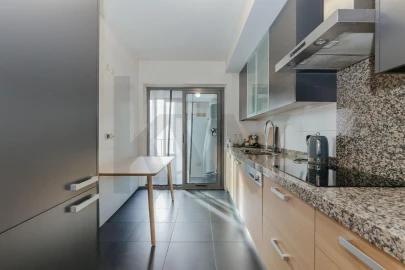 Apartamento T3 para Venda em São Domingos de Benfica