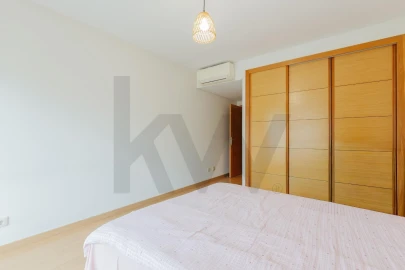 Apartamento T3 para Venda em São Domingos de Benfica